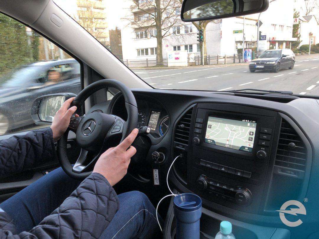 Elektroauto: Wenn sich Journalisten bei Testfahrten dumm anstellen