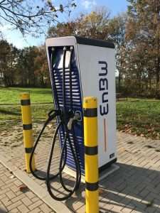 Ladeinfrastruktur: EnBW nutzt Parkplätze bei TOOM Baumärkten