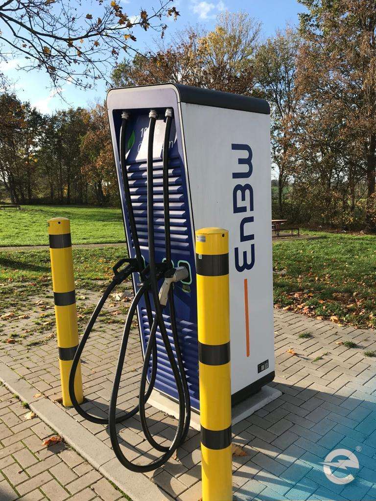 Ladeinfrastruktur: EnBW nutzt Parkplätze bei TOOM Baumärkten